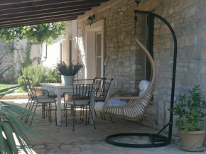 NEW!!!Villa D'Vita on huge fenced property